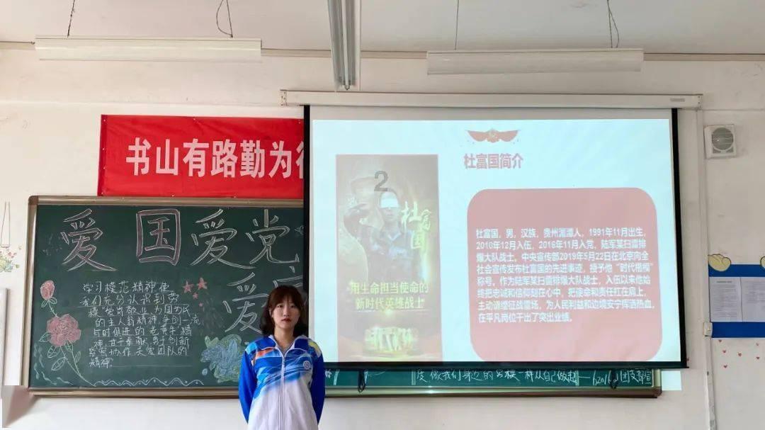 为什么IU李知恩那么火,为何被称为国民妹妹,她为何如此受欢迎?